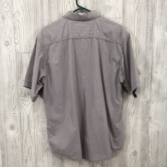 Rare Button Down Third Ward Warehouse Milwaukee No. 1  Mens Casual Tan Striped - Picture 6 of 7